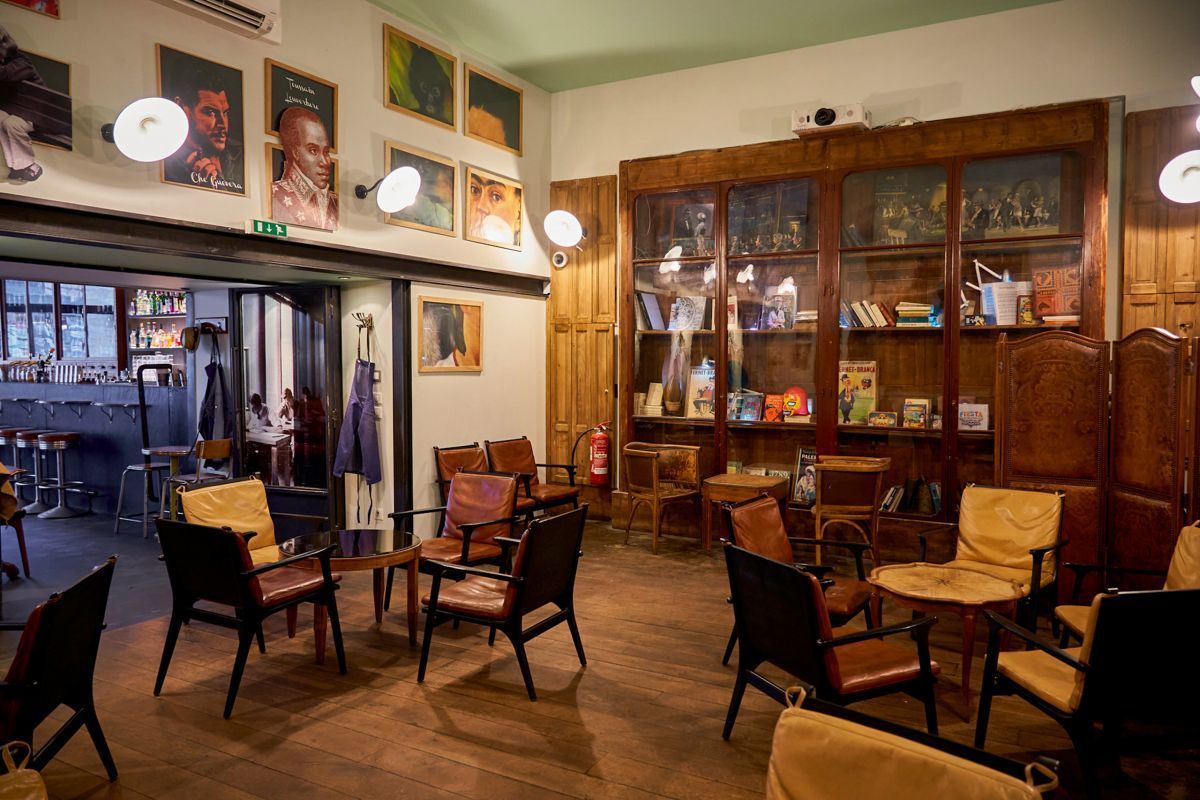 College Hotel